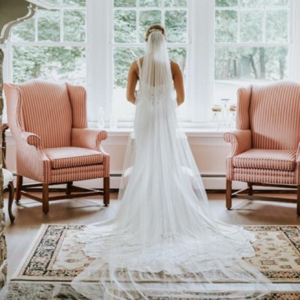🦋🌙 MON CHERI x ENCHANTING | White Delicate Lace & Beaded Wedding Gown - Picture 7 of 15
